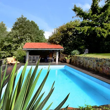 Holiday In With Swimming Pool Feriehus